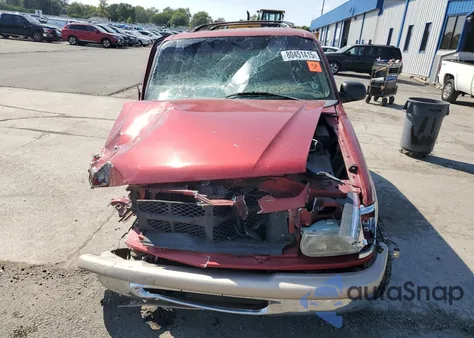 1998 Ford Explorer из США, поврежденный, VIN 1FMZU34E6WZB27385